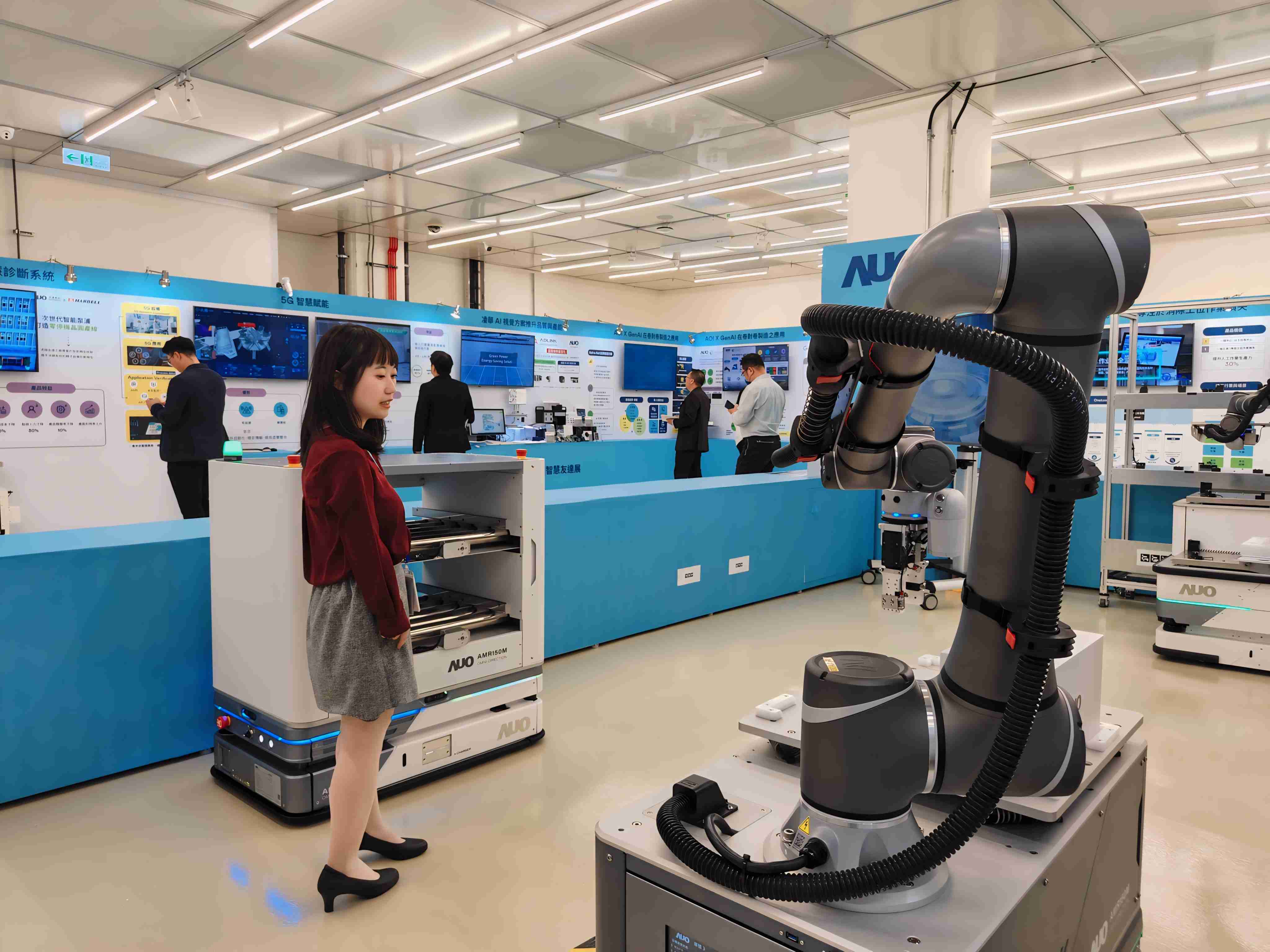 2024智能人生就是博展邀集生态圈伙伴共同参展，，从数字应用、、净零减碳到能源发展，，创造全方位永续商机，，，携手生态圈伙伴迈向永续未来